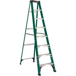 Louisville Ladders Fiberglass Standard Step Ladder